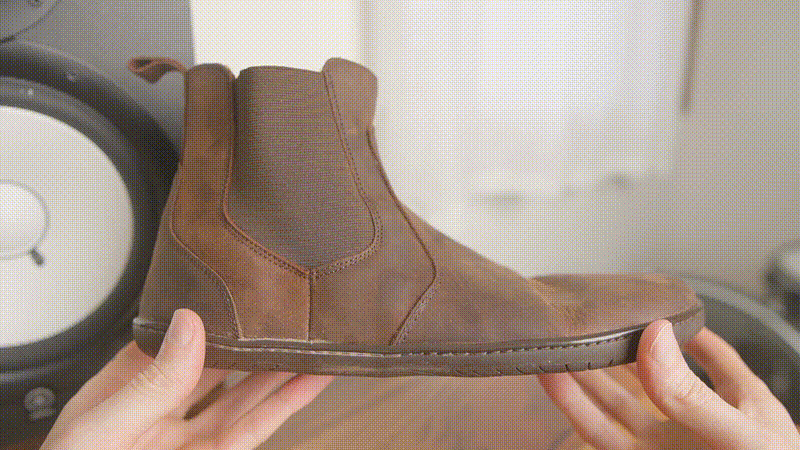 Aylla Uma Chelsea Boot Features Showcase Desk