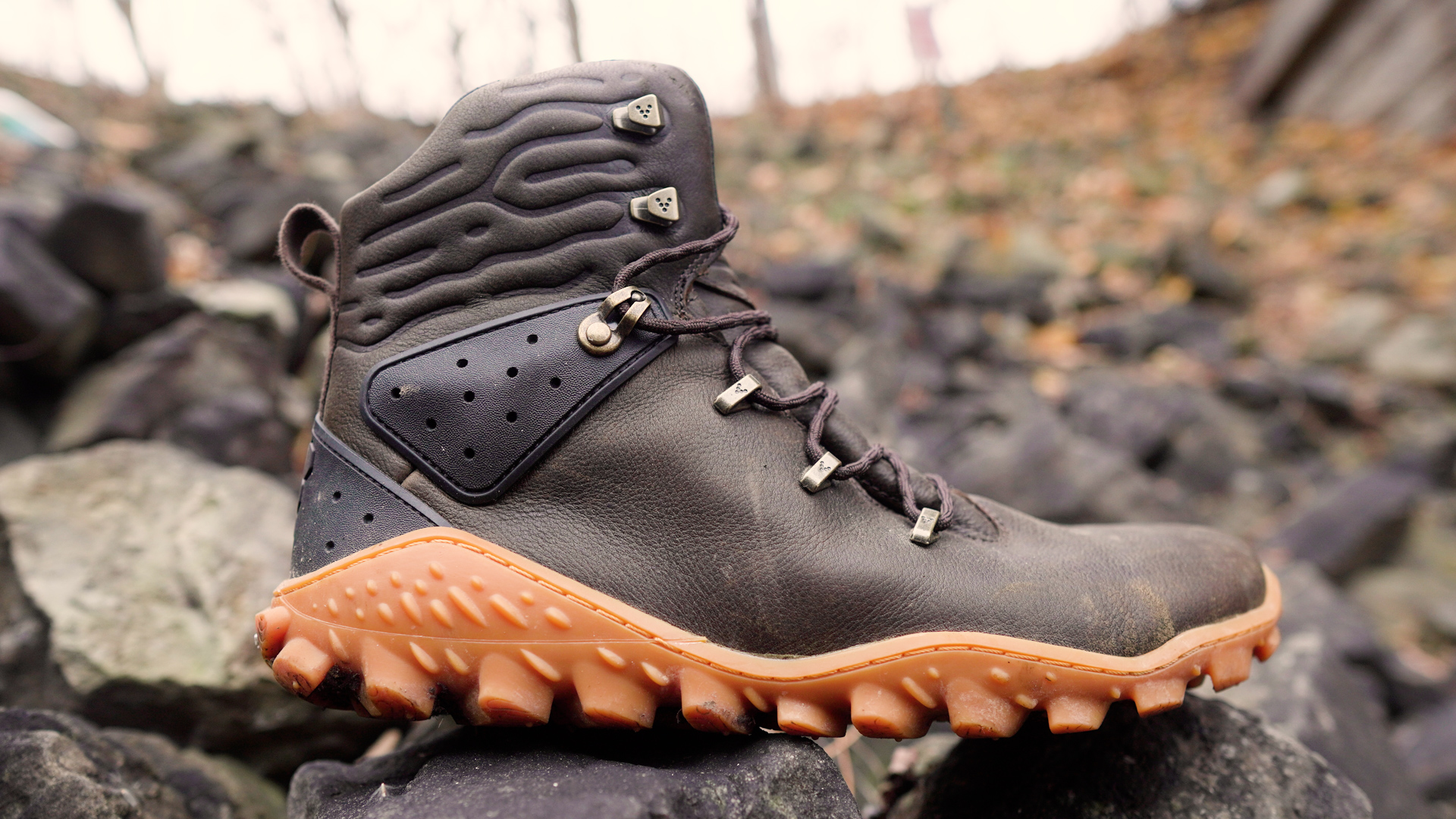Vivobarefoot Tracker Forest Esc Cover